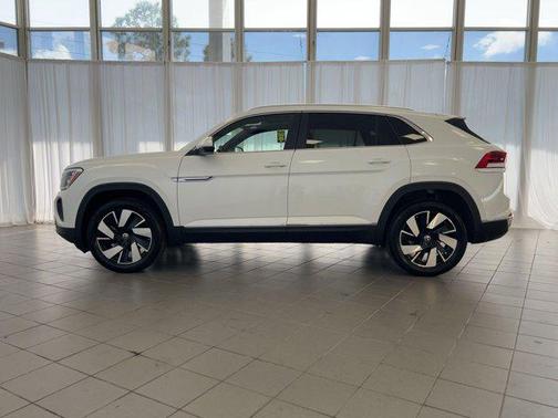 2026 Volkswagen Atlas Cross Sport 2.0T SEL