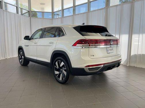 2026 Volkswagen Atlas Cross Sport 2.0T SEL