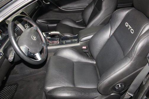 2006 Pontiac GTO 2dr Cpe