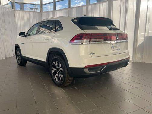 2026 Volkswagen Atlas Cross Sport 2.0T SE