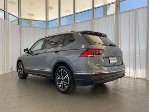 2024 Volkswagen Tiguan 2.0T Wolfsburg Edition