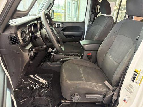 Bright White Clearcoat 2023 Jeep Wrangler Sport