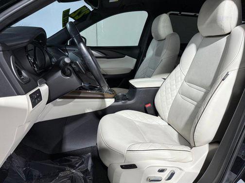 2022 Mazda CX-9 Signature