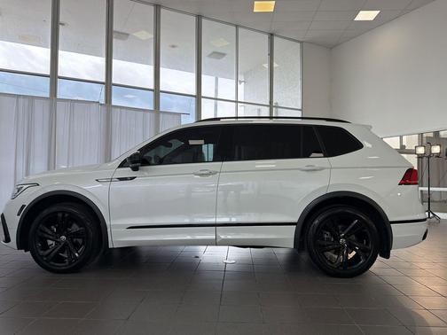 Opal White Pearl 2023 Volkswagen Tiguan 2.0T SE R-Line Black