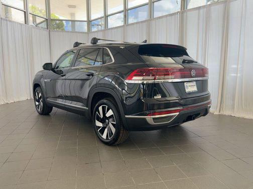 2026 Volkswagen Atlas Cross Sport 2.0T SEL