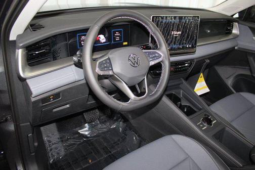 2025 Volkswagen Tiguan 2.0T SE 4MOTION