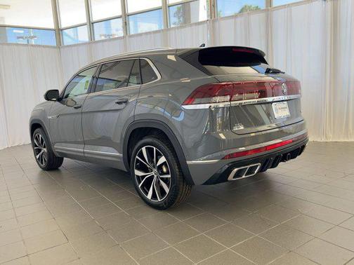 2026 Volkswagen Atlas Cross Sport 2.0T SEL Premium