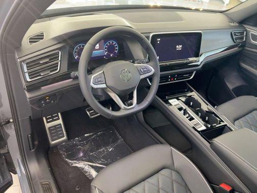 2026 Volkswagen Atlas Cross Sport 2.0T SEL Premium