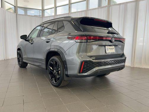 2026 Volkswagen Tiguan 2.0T SE R-Line Black 4MOTION