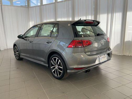 2015 Volkswagen Golf Auto TSI SE