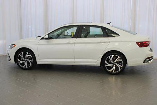 2025 Volkswagen Jetta 1.4T SEL