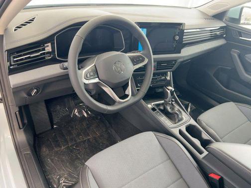 2026 Volkswagen Jetta 1.4T SE