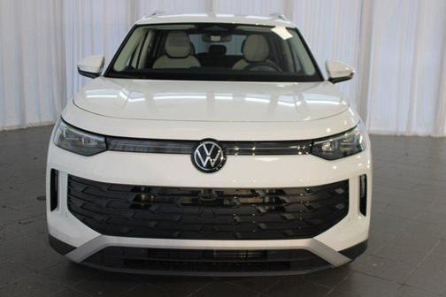 2025 Volkswagen Tiguan 2.0T SE 4MOTION