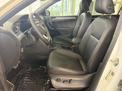 Opal White Pearl 2023 Volkswagen Tiguan 2.0T SE R-Line Black