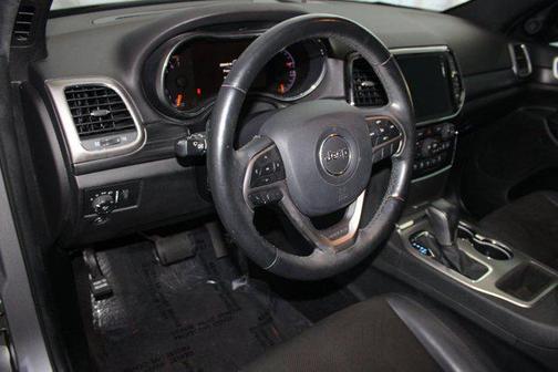 2019 Jeep Grand Cherokee Laredo