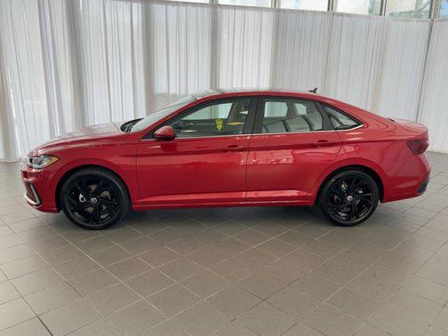 2026 Volkswagen Jetta 1.4T SE