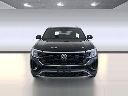 2024 Volkswagen Atlas Cross Sport 2.0T SE w/Technology 4MOTION
