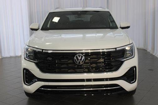 2025 Volkswagen Atlas Cross Sport 2.0T SEL Premium