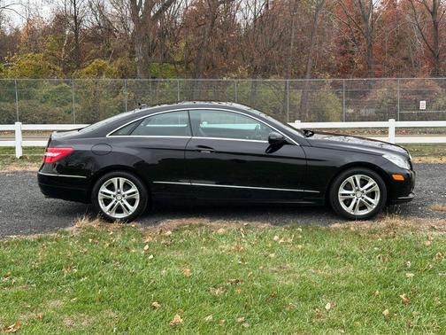 2010 Mercedes-Benz E-Class E 350 Coupe 2D