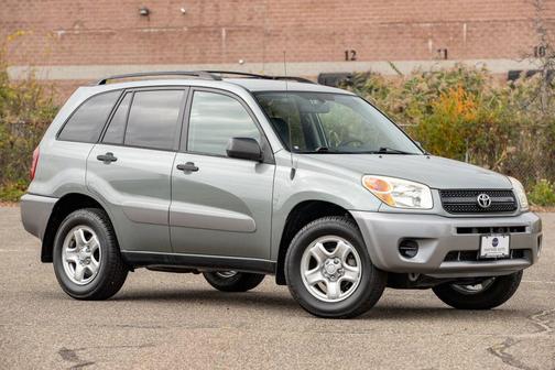 2004 Toyota RAV4 Base