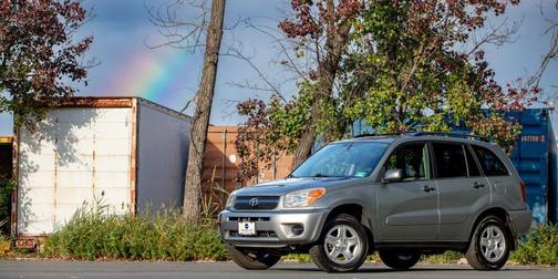 2004 Toyota RAV4 Base