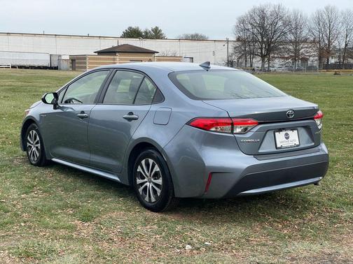 2020 Toyota Corolla Hybrid SE
