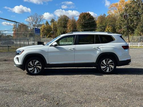2024 Volkswagen Atlas 2.0T SEL