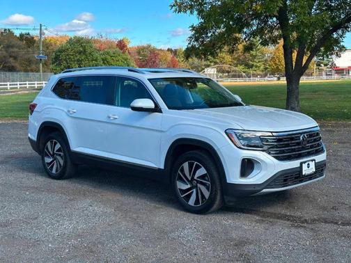 2024 Volkswagen Atlas 2.0T SEL