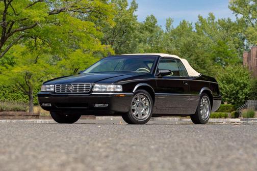 1996 Cadillac Eldorado Standard