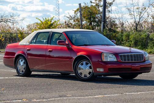 2004 Cadillac DeVille Base