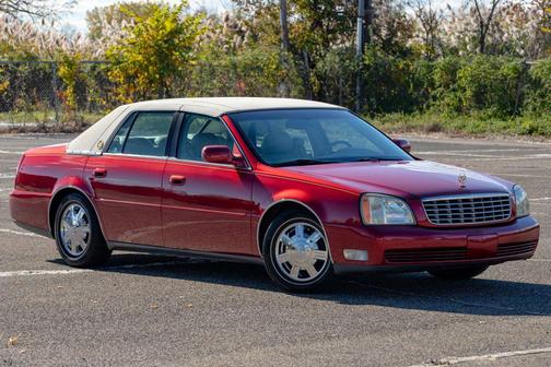 2004 Cadillac DeVille Base