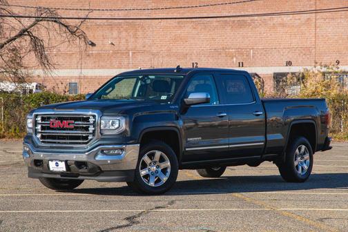2017 GMC Sierra 1500 SLT