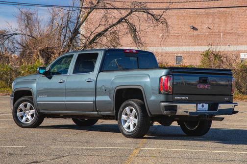 2017 GMC Sierra 1500 SLT