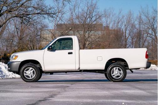2005 Toyota Tundra Base