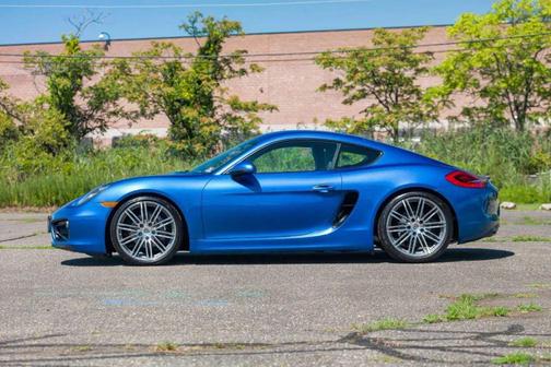 2015 Porsche Cayman Base 2dr Coupe