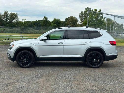 2018 Volkswagen Atlas 3.6L SEL Premium