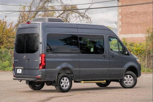 2022 Mercedes-Benz Sprinter 2500 Standard Roof