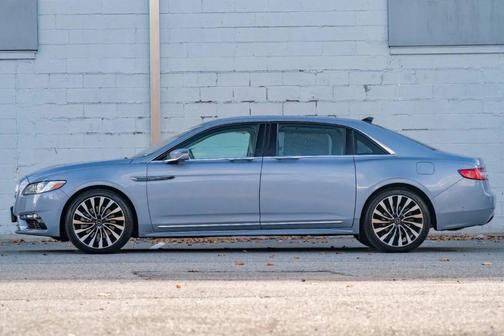 2020 Lincoln Continental Black Label
