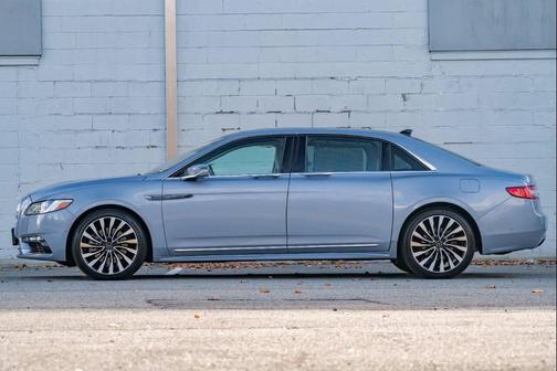 2020 Lincoln Continental Black Label