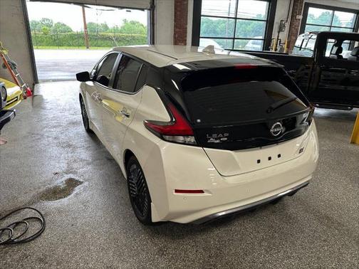 2024 Nissan Leaf SV PLUS