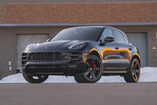 2018 Porsche Macan Turbo