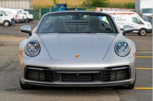 2021 Porsche 911 Carrera