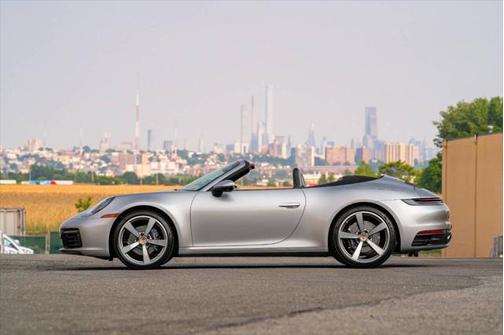 2021 Porsche 911 Carrera