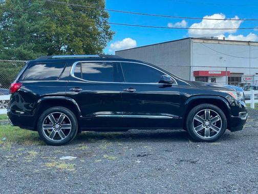 2018 GMC Acadia Denali