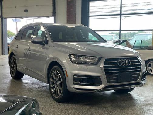 2017 Audi Q7 3.0T Premium