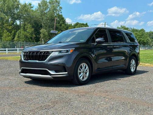 2022 Kia Carnival LXS