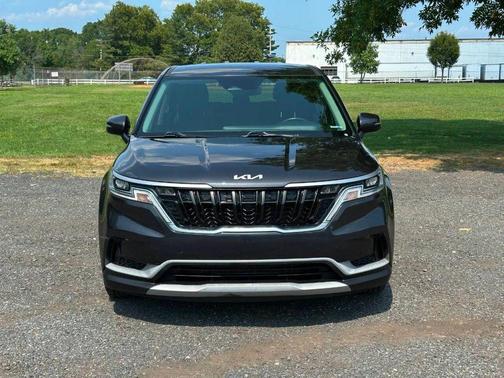 2022 Kia Carnival LXS