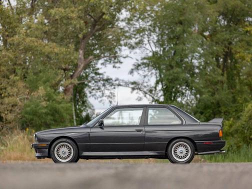 1989 BMW M3 Base