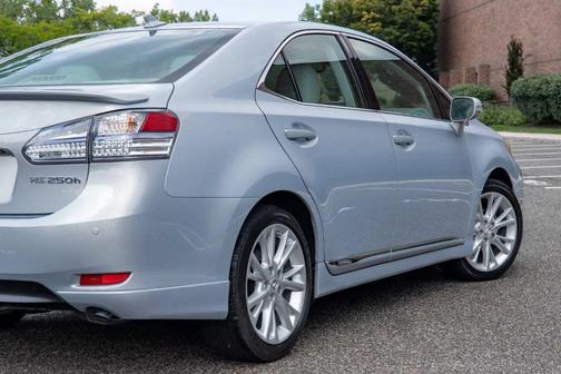 2010 Lexus HS 250h Premium