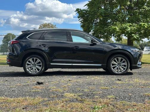 2023 Mazda CX-9 Signature